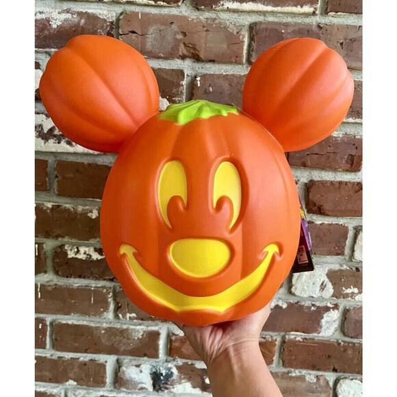 2024 Disney Parks medium Mickey Mouse Light Up Pumpkin Jack-O-Lantern Blow Mold - Picture 1 of 8